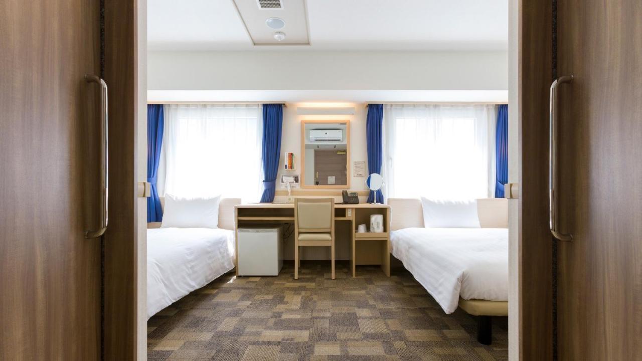 Toyoko Inn Misato-Chuo Ekimae Miszato Kültér fotó